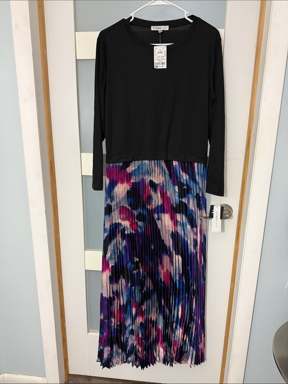 Robbie Bee Black Ribbed Top with Navy Purple Pink Pleated Skirt
